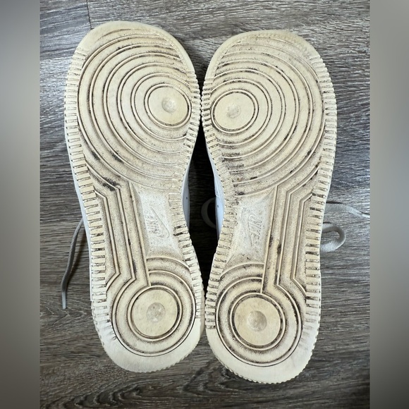 Nike Air Force One Women's 6.5 White Leather Athleisure Streetwear Skater Y2K - Picture 8 of 8